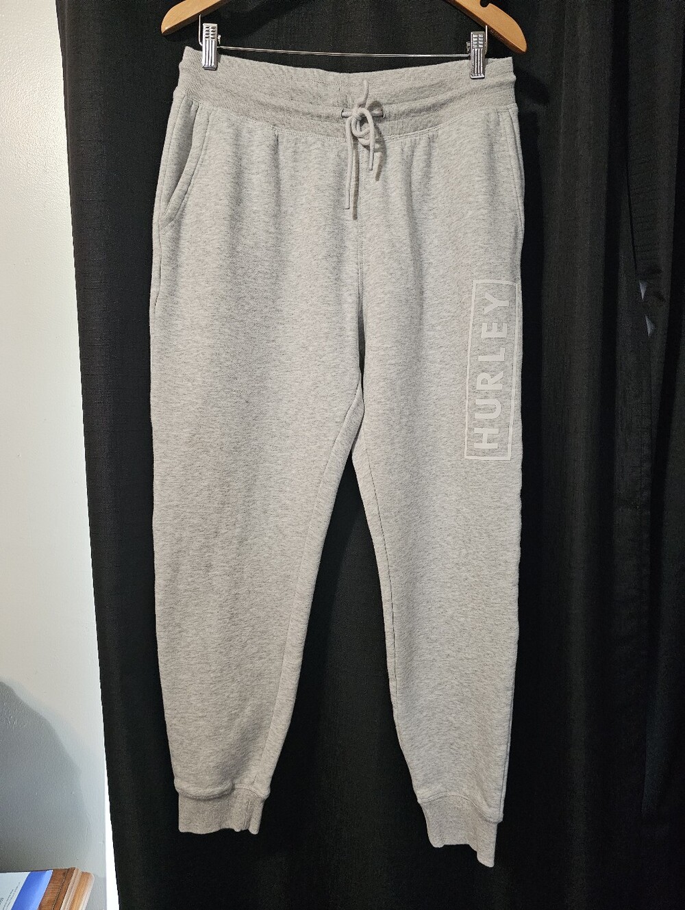 Hurley Heather Gray Logo Sweat Joggers L